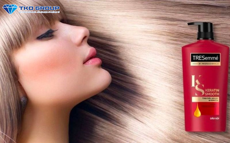 bo-sung-keratin-cho-toc-bang-dau-goi