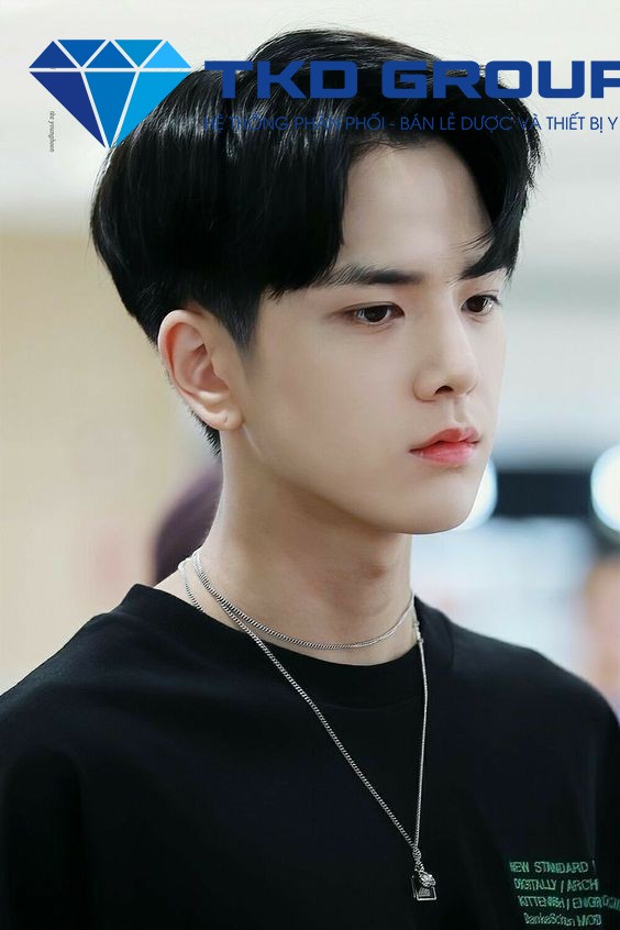 Khuôn mặt kim cương