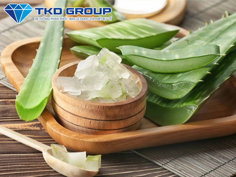 Kích thích mọc tóc bằng nha đam